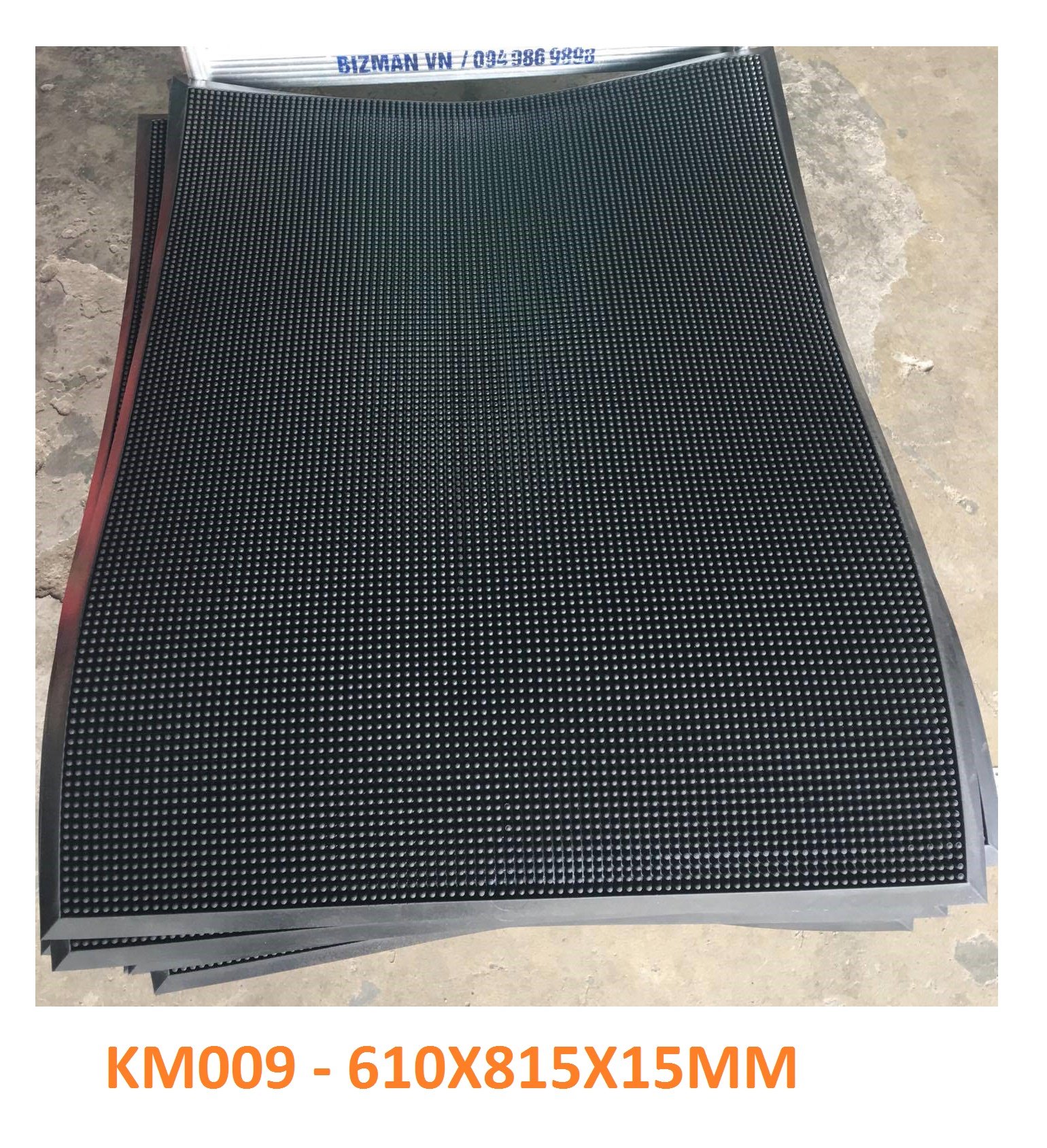 KM009 (2).jpg (1005 KB)